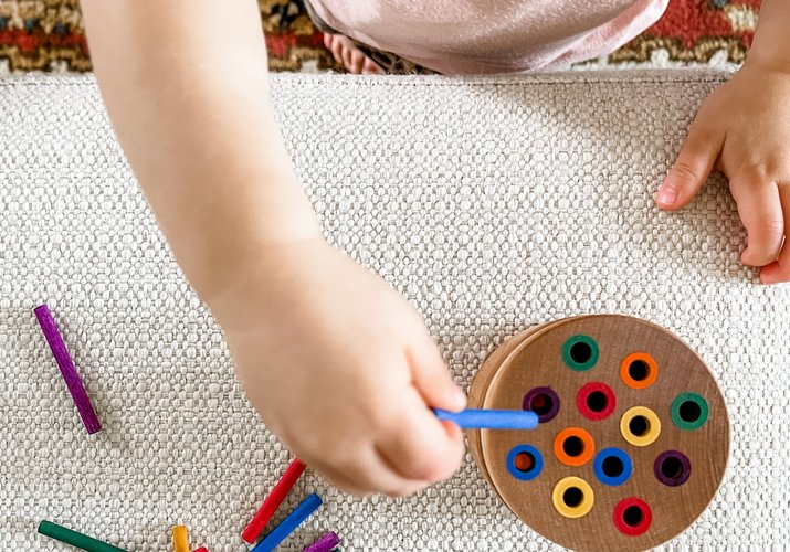 Vlastní výroba Montessori hraček a pomůcek: jak na to?>