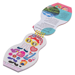 Oblékáme slovenské panenky ZUZKA – Omalovánky-2