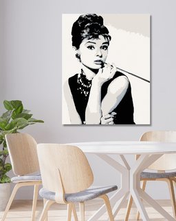Malování podle čísel Audrey Hepburn černobílá-2
