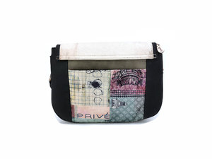 Crossbody kabelka s klopou Couture-3