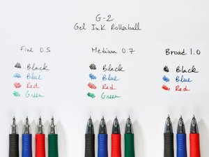 Roller Pilot G-2 05 černý-4